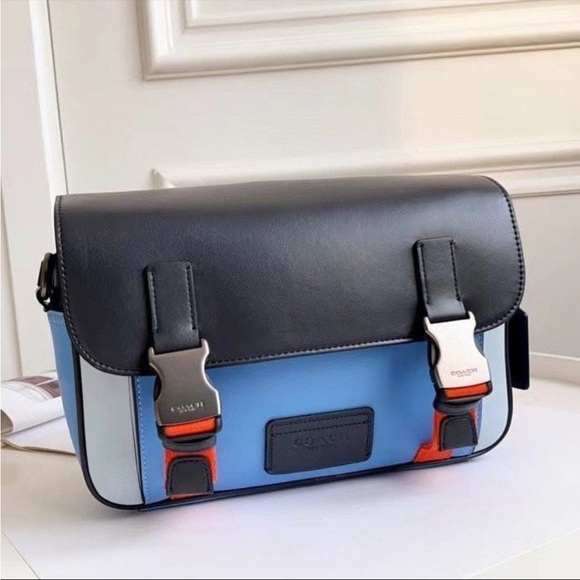 NWT！COACH TRACK CROSSBODY IN COLORBLOCK BAG（CC356） - Picture 1 of 11
